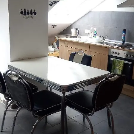 Monteurunterkunft Haus Barbara Pensjonat *