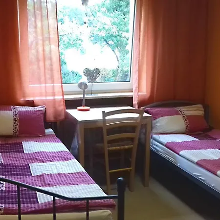 Гостевой дом Monteurunterkunft Haus Barbara *