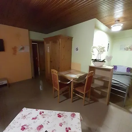 Гостевой дом Monteurunterkunft Haus Barbara *