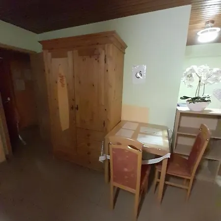 Pensjonat Monteurunterkunft Haus Barbara Pirmasens