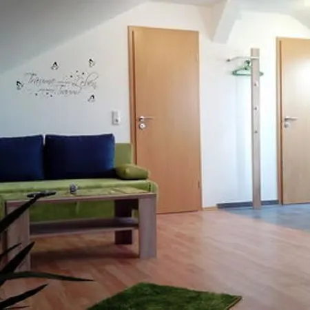Monteurunterkunft Haus Barbara Pensjonat *